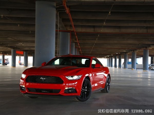 2015款福特野馬2.3T美規(guī)版 自貿(mào)區(qū)現(xiàn)車優(yōu)購(gòu)