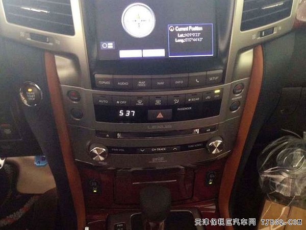 15款雷克薩斯LX570中東版 天津港現(xiàn)車優(yōu)惠折扣