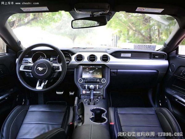2016款福特野馬2.3T肌肉跑車 平民超跑現(xiàn)車32.5萬(wàn)惠購(gòu)