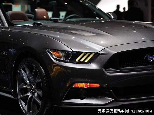 2016款福特野馬2.3T敞篷版 平行進(jìn)口車優(yōu)惠巨獻(xiàn)