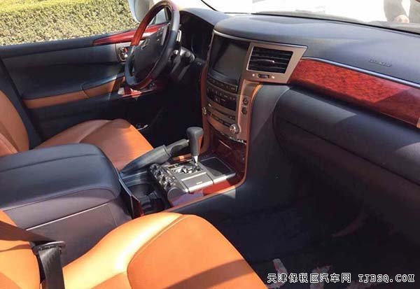 2015款雷克薩斯LX570全尺寸越野 港口現(xiàn)車巨獻