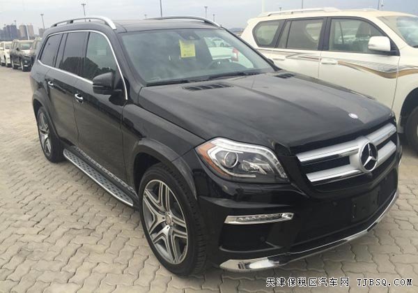 2016款奔馳GL550美規(guī)版全尺寸SUV 天津港現(xiàn)車177萬特惠