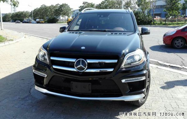 2015款奔馳GL63AMG加規(guī)版 21輪/夜視系統(tǒng)現(xiàn)車249萬(wàn)巨獻(xiàn)