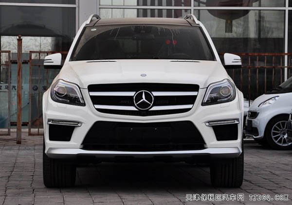 2015款奔馳GL63AMG加規(guī)版 天津港現(xiàn)車優(yōu)惠呈現(xiàn)