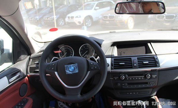 2015款寶馬X6中東版跨界越野 天津港現(xiàn)車優(yōu)購(gòu)