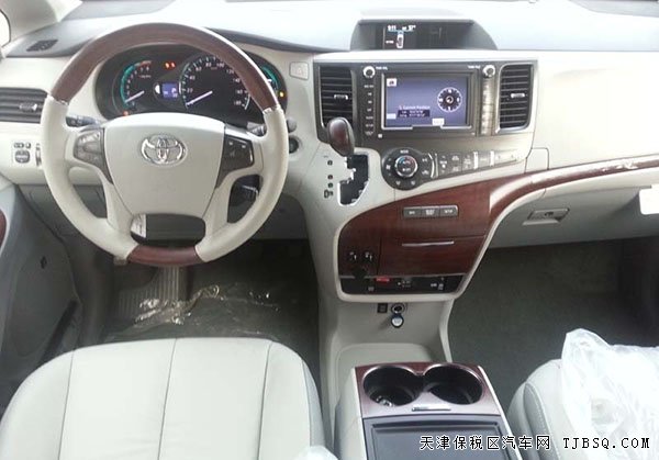 2015款豐田塞納商務(wù)車報(bào)價(jià) 豪華商務(wù)MPV惠購(gòu)車
