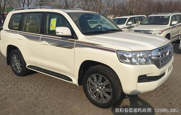 中東豐田蘭德酷路澤4000 16款現(xiàn)車(chē)自貿(mào)區(qū)勁惠