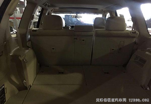 2016款豐田普拉多4000中東版 天津港現(xiàn)車(chē)優(yōu)購(gòu)