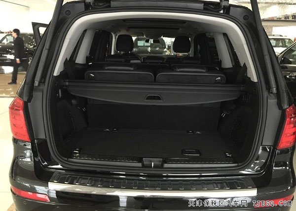 2016款奔馳GL450美規(guī)版3.0T 天津港現(xiàn)車優(yōu)惠購