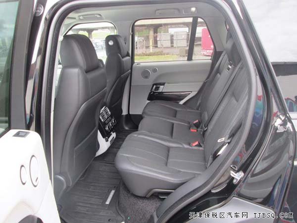 2016款路虎攬勝3.0T行政汽油版 天津港口現(xiàn)車(chē)優(yōu)惠促銷(xiāo)
