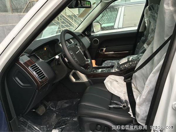 16款路虎攬勝3.0T行政柴油/汽油版 天津港現(xiàn)車113萬(wàn)起