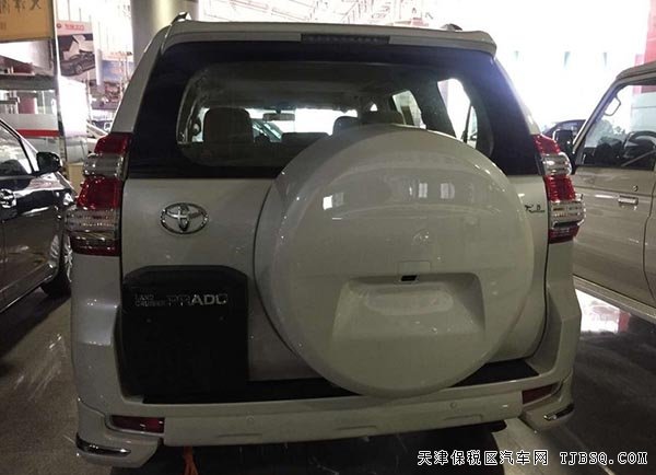 進(jìn)口六速豐田霸道4000 2016款現(xiàn)車天津港勁惠