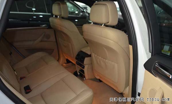 2016款寶馬X6中東版 全新進(jìn)口跨越現(xiàn)車優(yōu)惠呈現(xiàn)