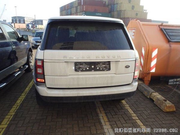 2016款路虎攬勝3.0T行政版 天津港現(xiàn)車讓利購(gòu)