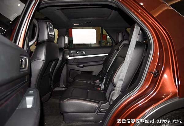 2016款福特探險(xiǎn)者2.3T美規(guī)版 七座版SUV現(xiàn)車折扣專享