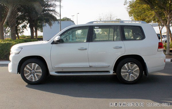 2016款豐田蘭德酷路澤4600中東版 全新4.6L現(xiàn)車惠報(bào)價(jià)