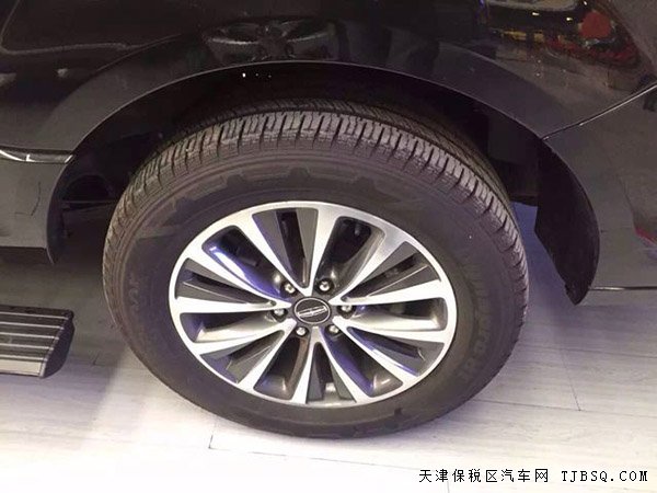 2016款林肯領(lǐng)航員3.5TT美規(guī)版 22輪/天窗/后娛現(xiàn)車勁惠