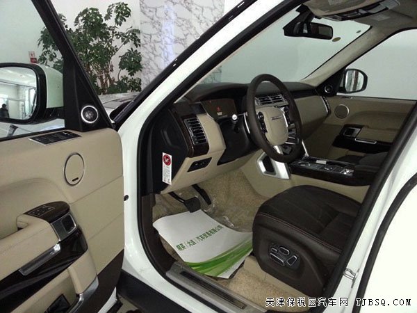 路虎攬勝3.0T柴油創(chuàng)世版 現(xiàn)車清倉特惠133萬可分期購車
