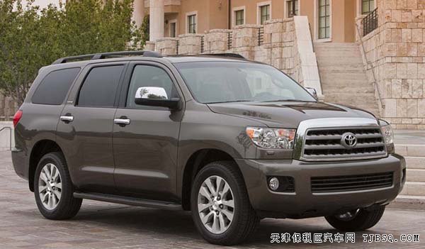 2015款豐田紅杉5700全尺寸越野 天津港現(xiàn)車熱賣