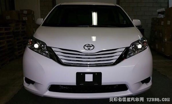 2016款豐田塞納3.5L四驅版MPV 電動門/18輪現(xiàn)車45萬起