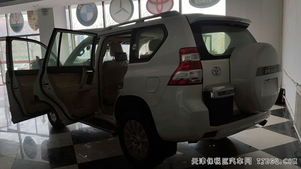 2016款豐田普拉多4000 中東霸道4.0L現(xiàn)車報價