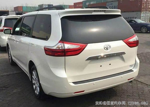 2016款豐田塞納3.5L四驅(qū)頂配版 豪華MPV現(xiàn)車60萬(wàn)惠報(bào)價(jià)