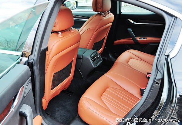 2016款瑪莎拉蒂吉博力3.0T 天津港現(xiàn)車惠盡享