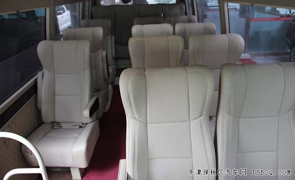 新款豐田考斯特11/15座商務(wù)中巴 現(xiàn)車讓利巨獻(xiàn)