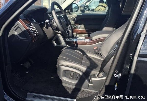 2016款路虎攬勝3.0T行政柴油版 豪華SUV現(xiàn)車享折扣