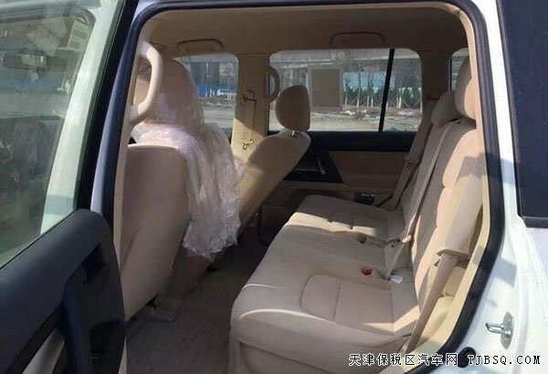 2016款中東豐田酷路澤4000 陸巡現(xiàn)車優(yōu)惠報(bào)價(jià)