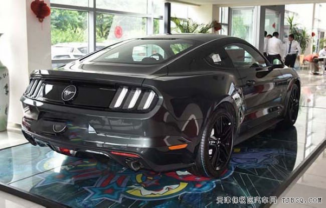 2016款福特野馬2.3T美規(guī)版 經(jīng)典超跑現(xiàn)車讓利