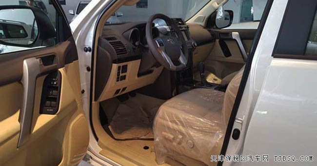 2016款豐田霸道2700中東版 六速越野現(xiàn)車優(yōu)惠走俏