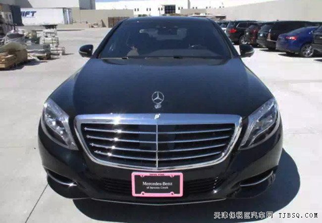16款奔馳S550油電混合版 天津港現(xiàn)車熱賣享折扣