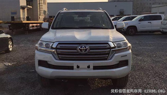 2016款豐田酷路澤4000中東版 低配/高配現(xiàn)車(chē)59.2萬(wàn)起
