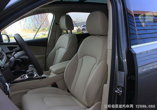 2016款奧迪Q7歐版3.0T 天津港現(xiàn)車熱賣惠盡享