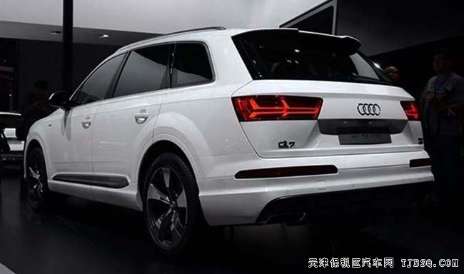 2016款?yuàn)W迪Q7歐規(guī)版 全尺寸越野現(xiàn)車優(yōu)惠走俏