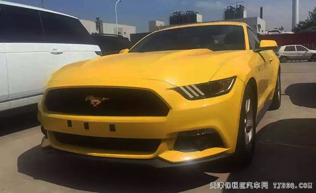 2015款福特野馬2.3T美式肌肉跑車 美規(guī)版現(xiàn)車31萬惠享