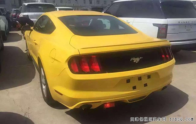 2015款福特野馬2.3T美式肌肉跑車 美規(guī)版現(xiàn)車31萬惠享