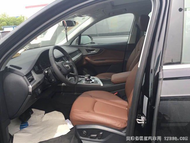 2016款?yuàn)W迪Q7歐規(guī)版全尺寸SUV 平行進(jìn)口車優(yōu)惠酬賓
