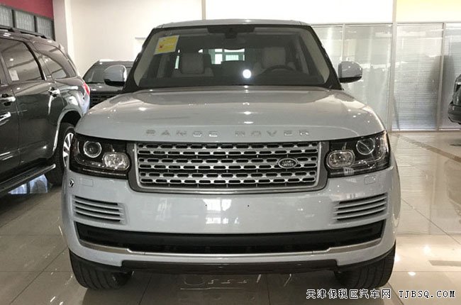 2016款路虎攬勝3.0T行政柴油版 天津港現(xiàn)車震撼讓利