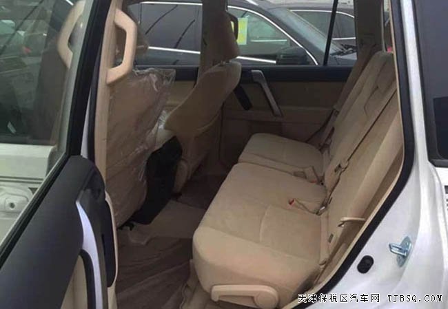 16款豐田霸道2700中東版六速 天津港現(xiàn)車熱賣盡享折扣