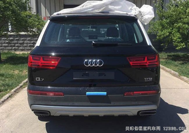 2017款奧迪Q7豪華越野 天津港現(xiàn)車熱賣優(yōu)惠走俏