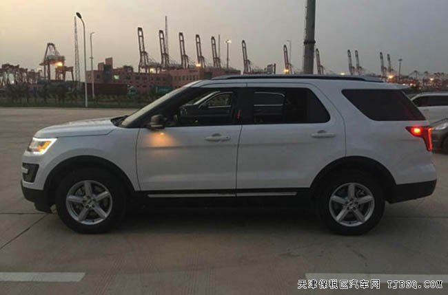 2016款福特探險者2.3T 平行進口車現(xiàn)車惠滿津城