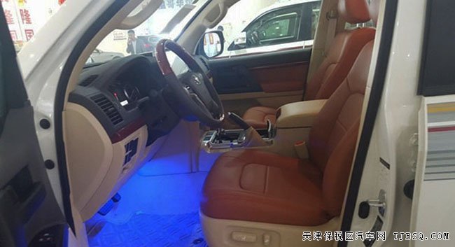 2016款豐田蘭德酷路澤4000 中東陸巡現(xiàn)車(chē)惠盡享