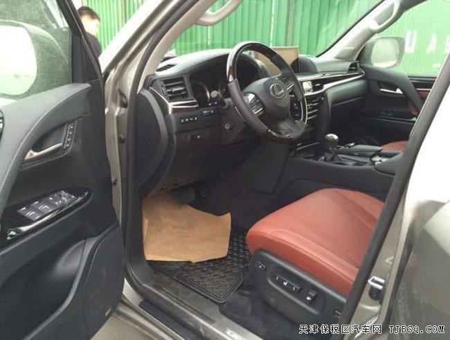 2016款雷克薩斯LX570 平行進(jìn)口凌志5.7L現(xiàn)車熱賣