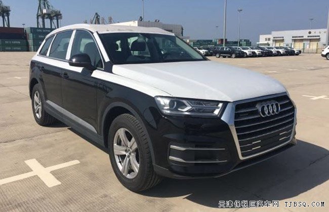 2016款?yuàn)W迪Q7全尺寸越野 平行進(jìn)口現(xiàn)車盡享折扣