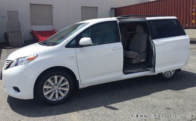 2016款豐田塞納3.5L四驅(qū)版 6速/7座/18輪現(xiàn)車49.5萬起