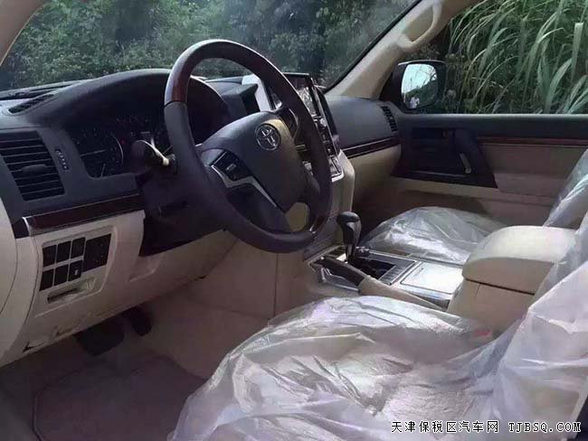 2016款豐田酷路澤4600中東版 雙差速鎖/八座現(xiàn)車92.5萬