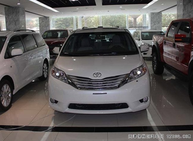 2016款豐田塞納商務(wù)車報價 3.5L現(xiàn)車優(yōu)惠盡享