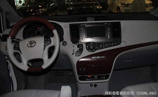 2016款豐田塞納商務(wù)車報(bào)價(jià) 平行進(jìn)口現(xiàn)車優(yōu)享